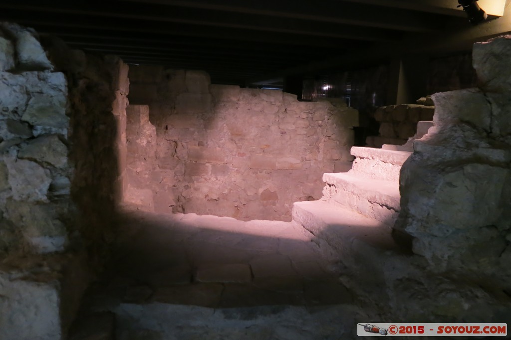 Paris - Crypte archeologique du parvis Notre-Dame
Mots-clés: FRA France geo:lat=48.85363095 geo:lon=2.34776974 geotagged le-de-France Paris Crypte archeologique du parvis Notre-Dame Ruines Romain