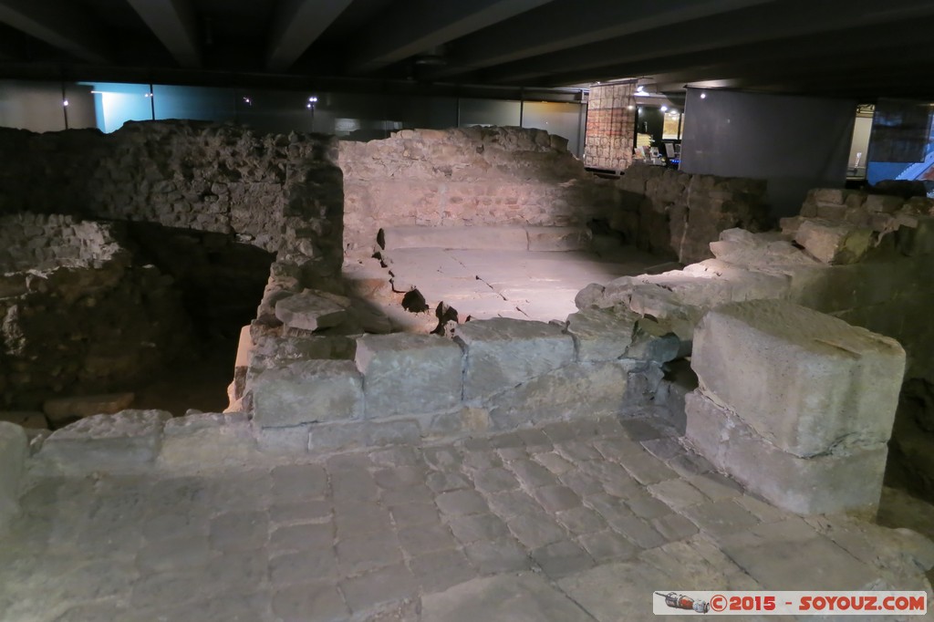 Paris - Crypte archeologique du parvis Notre-Dame
Mots-clés: FRA France geo:lat=48.85363095 geo:lon=2.34776974 geotagged le-de-France Paris Crypte archeologique du parvis Notre-Dame Ruines Romain