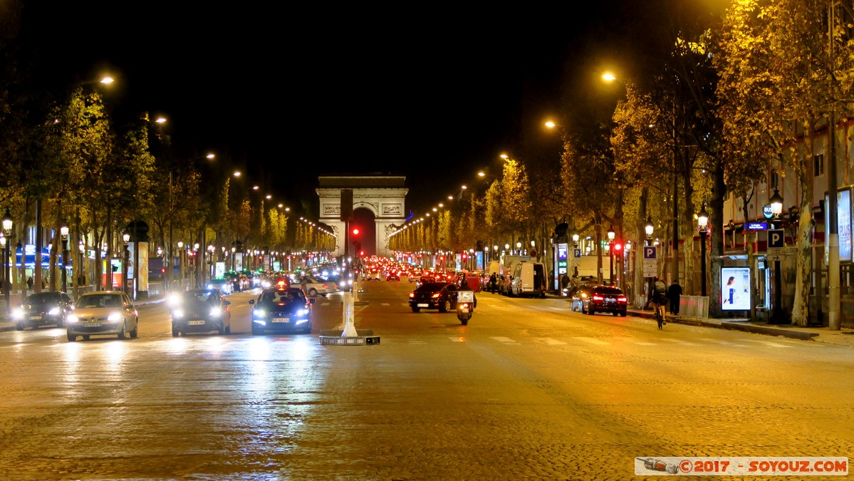 Paris by night - Avenue des Champs-Elysees et Arc de Triomphe
Mots-clés: Champs-Elys&eacute;es FRA France geo:lat=48.87029721 geo:lon=2.30637789 geotagged le-de-France Paris 08 Nuit Avenue des Champs-Elysees Arc de triomphe