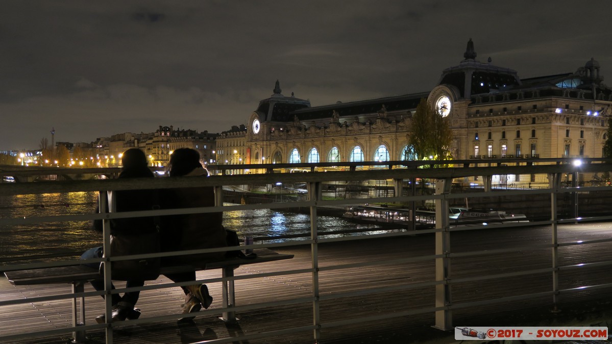 Paris by night - Lovers
Mots-clés: FRA France geo:lat=48.86220387 geo:lon=2.32492268 geotagged le-de-France Paris 01 Ancien - Quartier Tuileries Paris 07 Nuit Port des Tuileries personnes Hotel de Salm