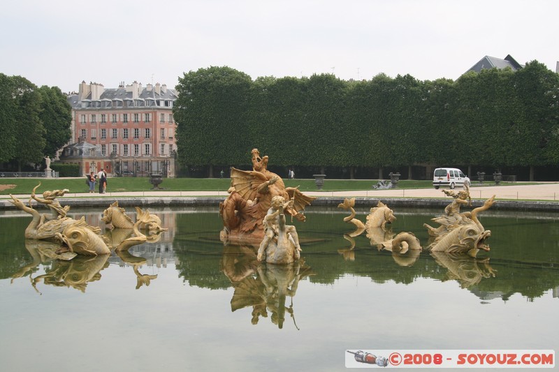 Chateau de Versailles - Bassin du Dragon
Mots-clés: patrimoine unesco Fontaine