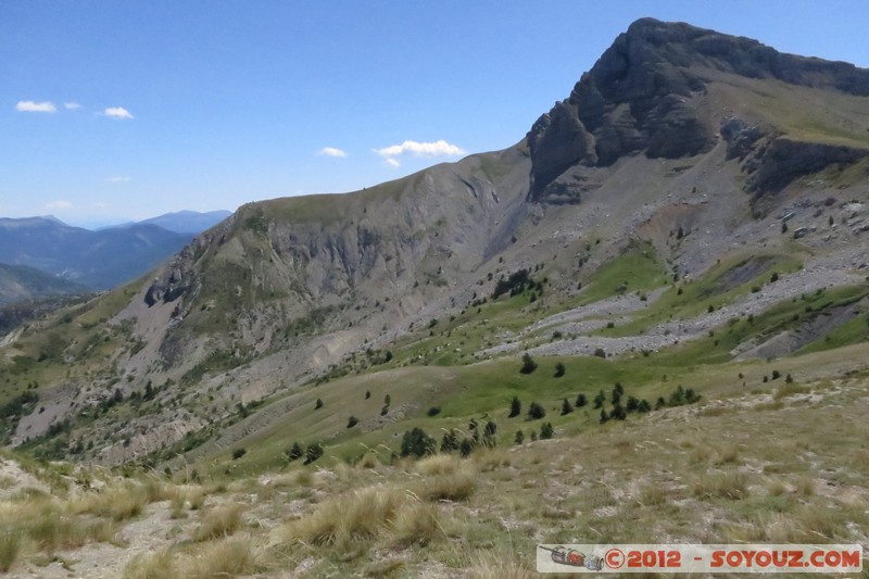 Mont Chiran - Vue sur le Mourre de Chanier
Mots-clés: Blieux FRA France geo:lat=43.86343332 geo:lon=6.32469177 geotagged Les Brochiers Provence-Alpes-CÃ´te d'Azur Montagne