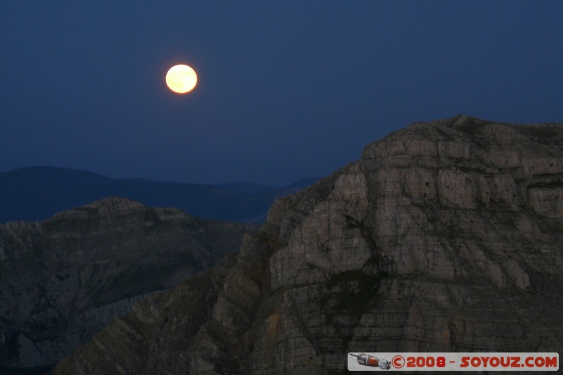 Mont Chiran - La Lune au dessus du Mourre de Chanier
Mots-clés: Nuit Astronomie Lune