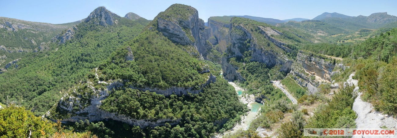 Gorges du Verdon - Point Sublime - panorama
Mots-clés: panorama Montagne Riviere Arbres paysage