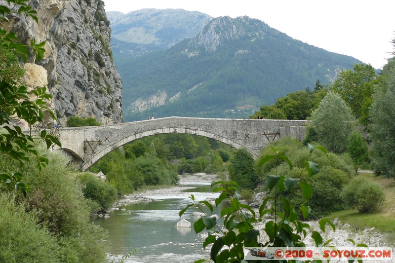 Castellane - Pont Romain
Mots-clés: Ruines Romain