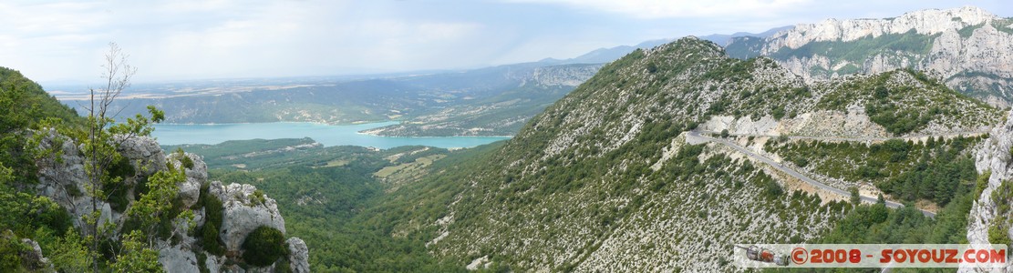 Gorges du Verdon - vue sur le lac de Sainte-Croix-du-Verdon - panorama
Mots-clés: Lac panorama
