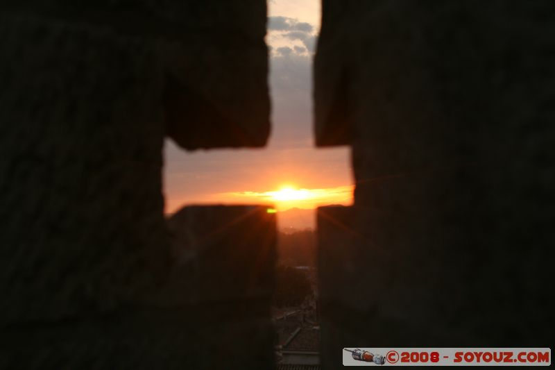 Avignon - Palais des Papes
Mots-clés: Eglise chateau patrimoine unesco sunset