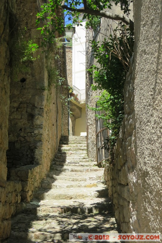 Seillans - Rue des Ramparts
Mots-clés: FRA France geo:lat=43.63585192 geo:lon=6.64312094 geotagged Provence-Alpes-CÃ´te d'Azur Seillans