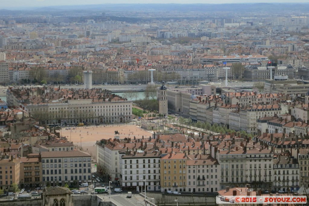 Lyon - Vue sur la ville depuis la Basilique Notre Dame de Fourviere
Mots-clés: Fourvi&egrave;re FRA France geo:lat=45.76274975 geo:lon=4.82304633 geotagged Lyon 01 Rh&ocirc;ne-Alpes patrimoine unesco