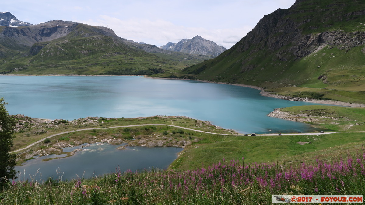 Lac du Mont-Cenis
Mots-clés: Auvergne-Rh&ocirc;ne-Alpes FRA France geo:lat=45.25174868 geo:lon=6.91921949 geotagged Lanslevillard Rivers-Derri&egrave;re Haute Maurienne Lanslebourg-Mont-Cenis Lac du Mont-Cenis Montagne Lac