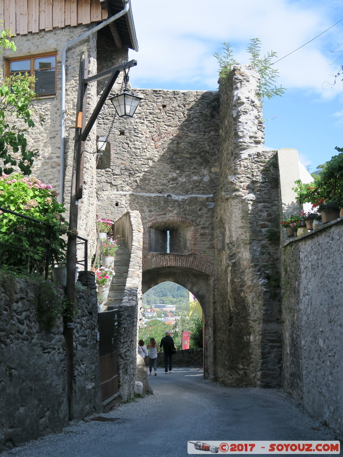 Cité Médiévale de Conflans - Porte Tarine
Mots-clés: Albertville Auvergne-Rhône-Alpes Conflans FRA France geo:lat=45.67023253 geo:lon=6.39789194 geotagged Porte Tarine