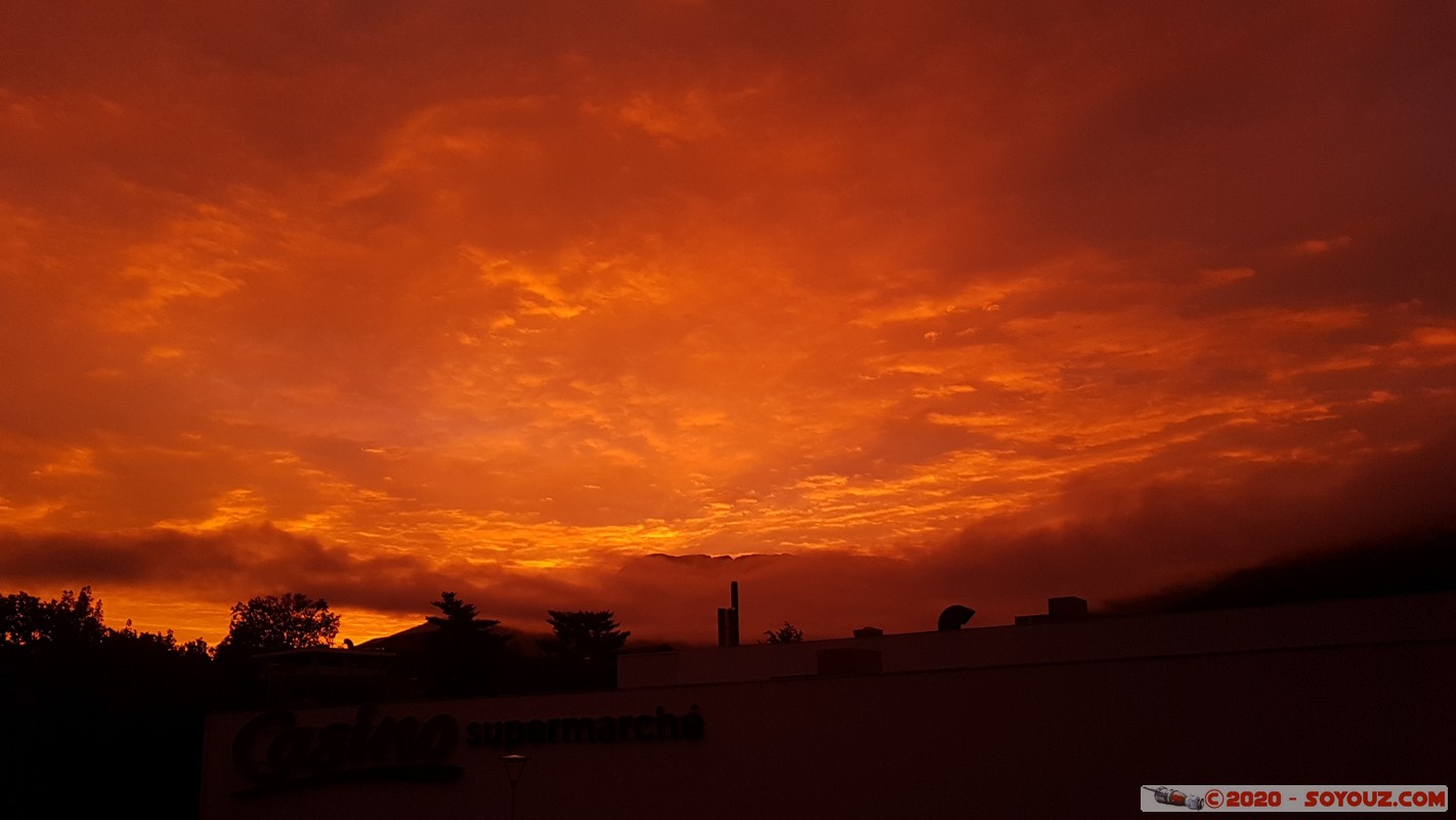 Annecy-le-Vieux - Lever de Soleil
Mots-clés: Annecy-le-Vieux Auvergne-Rh&ocirc;ne-Alpes FRA France geo:lat=45.91518447 geo:lon=6.14454939 geotagged sunset Lumiere