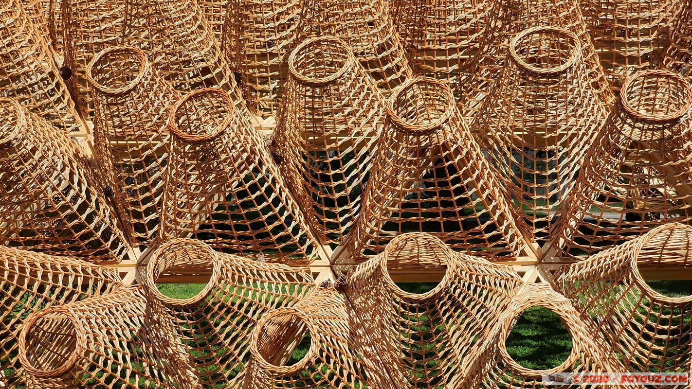 Annecy - Jardin de l'Europe - Sculpture
Mots-clés: Annecy Auvergne-Rhône-Alpes FRA France geo:lat=45.89919757 geo:lon=6.13044147 geotagged sculpture