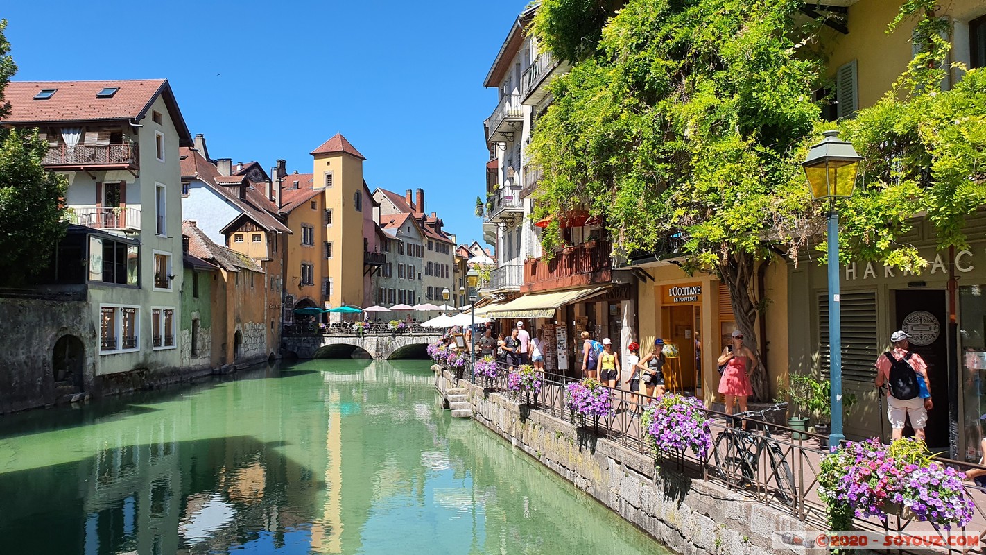 Annecy - Vieille ville - Le Thiou et Pont Morens
Mots-clés: Annecy Auvergne-Rhône-Alpes FRA France geo:lat=45.89875860 geo:lon=6.12665693 geotagged Le Thiou Pont Pont Morens