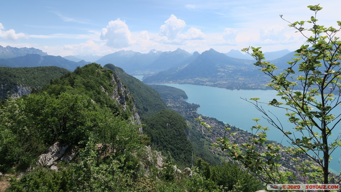 Mont Veyrier - Vue sur le Lac d'Annecy
Mots-clés: Auvergne-Rh&ocirc;ne-Alpes FRA France Veyrier-du-Lac Mont Veyrier Montagne Lac Lac d'Annecy