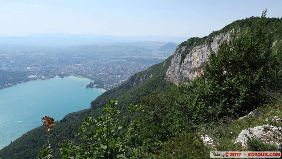 Mont Veyrier - Vue sur le Lac d'Annecy
Mots-clés: Auvergne-Rhône-Alpes Chavoire FRA France geo:lat=45.90148106 geo:lon=6.18032455 geotagged Veyrier-du-Lac Mont Veyrier Montagne Lac