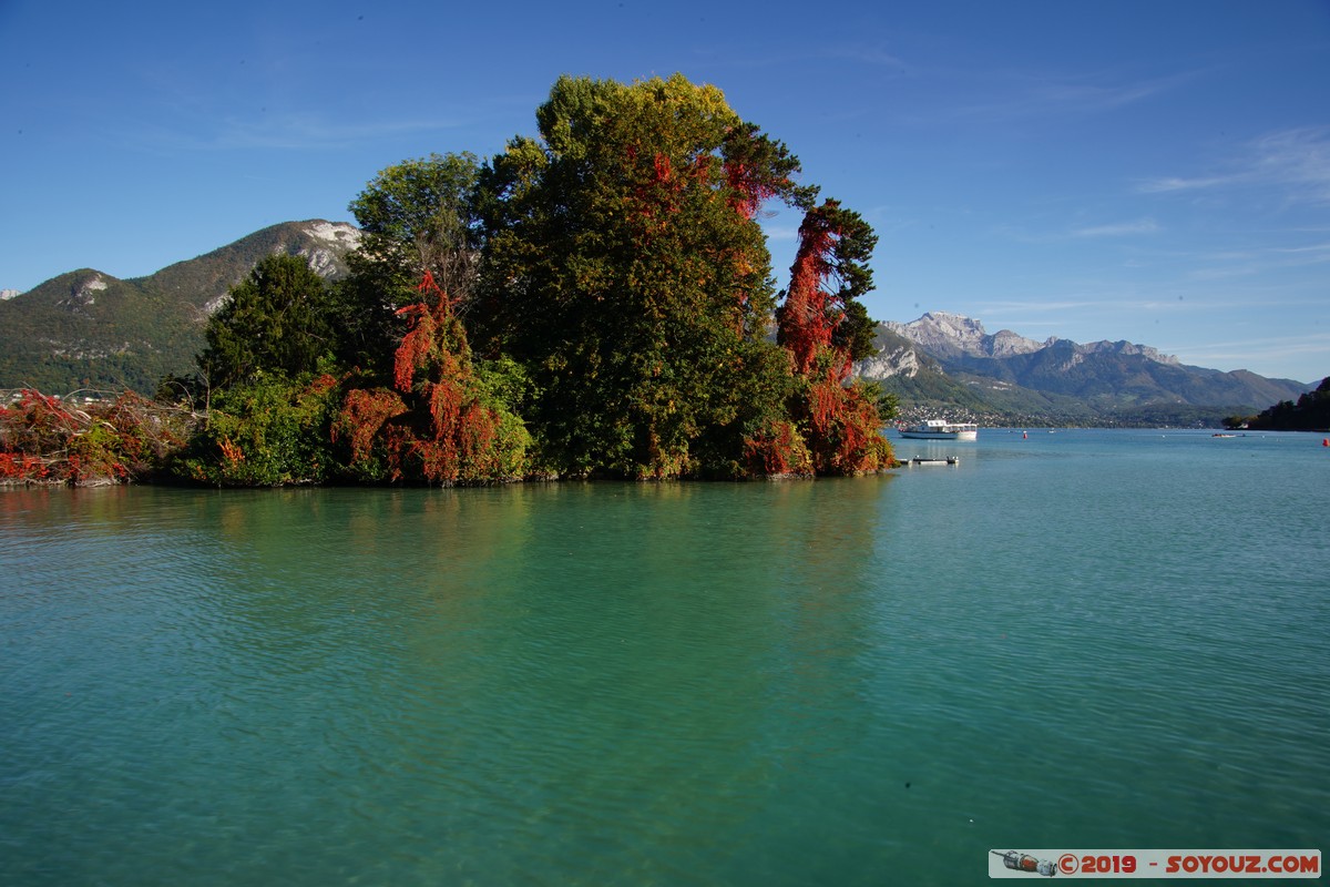 Annecy - Jardin de l'Europe - Ile des Cygnes
Mots-clés: Jardin de l'Europe Lac Ile des Cygnes