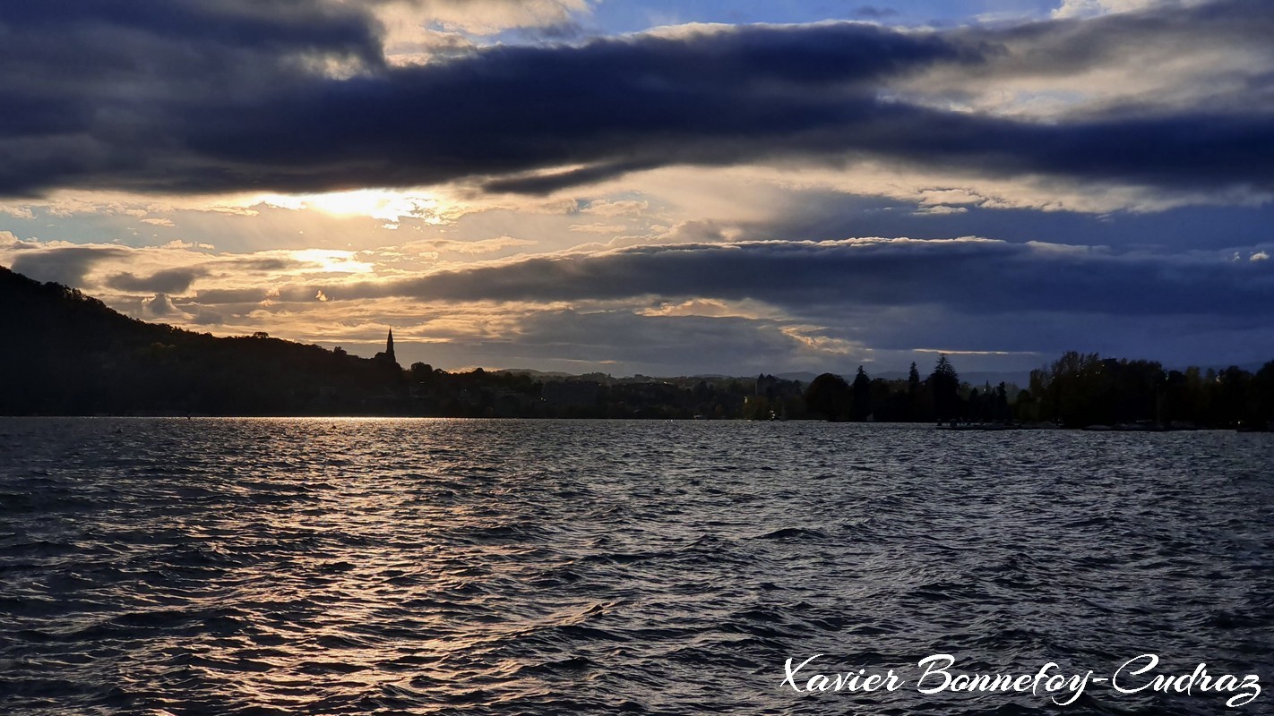 Annecy-le-Vieux - Albigny
Mots-clés: Albigny Annecy-le-Vieux Auvergne-Rh&ocirc;ne-Alpes FRA France geo:lat=45.90514681 geo:lon=6.15835592 geotagged Lac Lac d'Annecy Lumiere