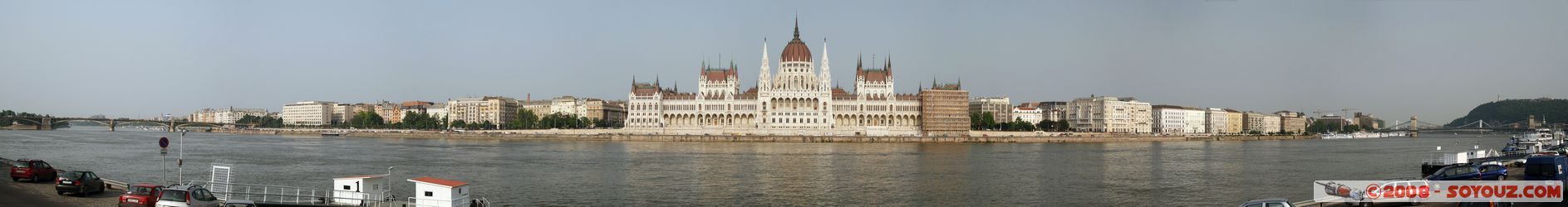 Budapest - Orszaghaz - Hungarian Parliament Building - panorama
Mots-clés: panorama Danube Riviere Orszaghaz