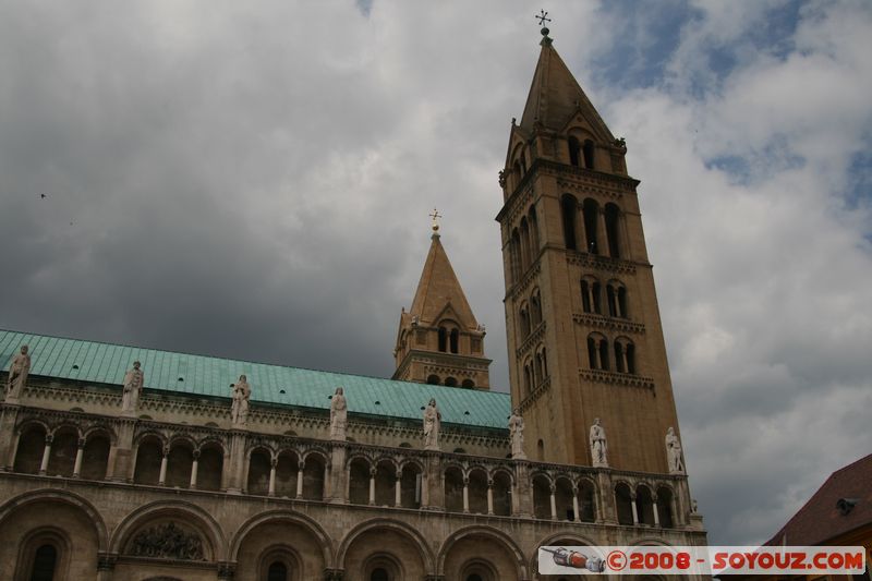Pecs - Szent Peter Bazilika
Mots-clés: Eglise