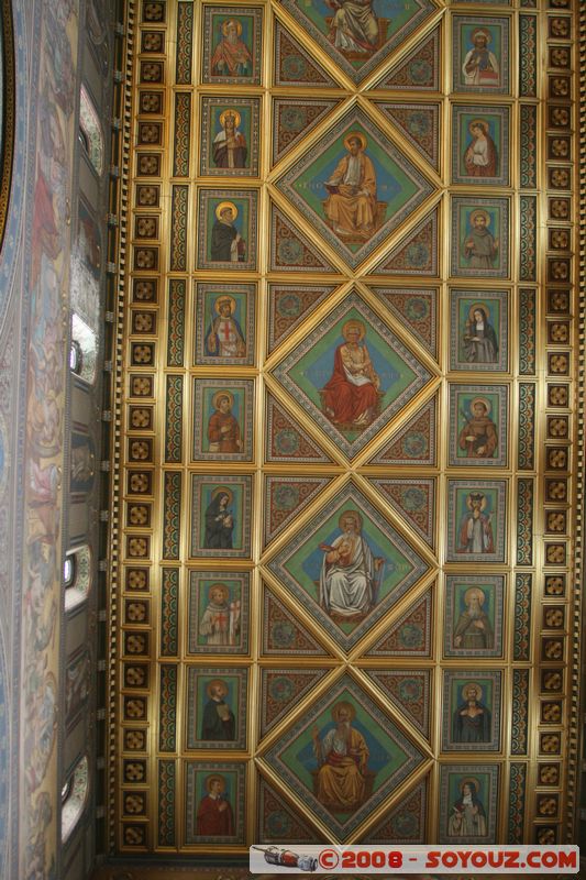 Pecs - Szent Peter Bazilika
Mots-clés: Eglise peinture