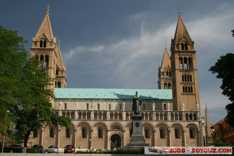 Pecs - Szent Peter Bazilika
Mots-clés: Eglise