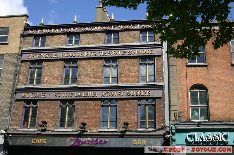 Zanzibar
Mots-clés: pub