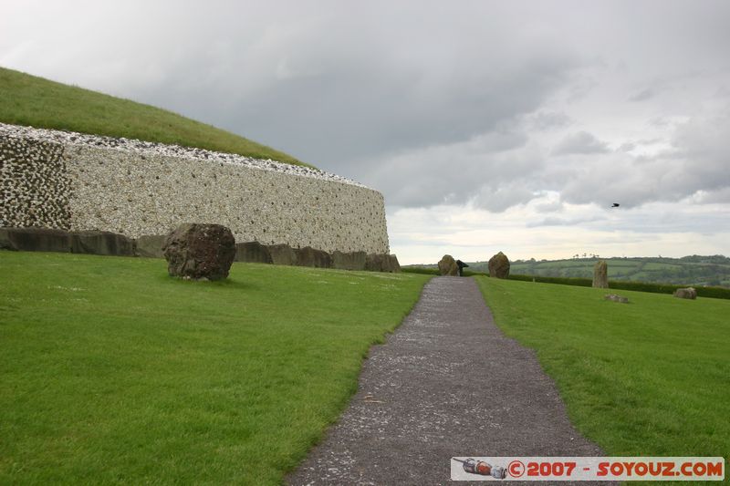 Newgrange
Mots-clés: Ruines Megalithique