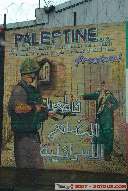 Fresques Catholiques
                      
Mots-clés: fresques politiques