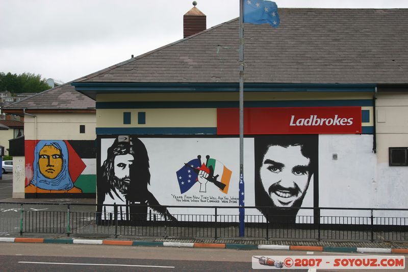 Fresques Catholiques
Mots-clés: fresques politiques