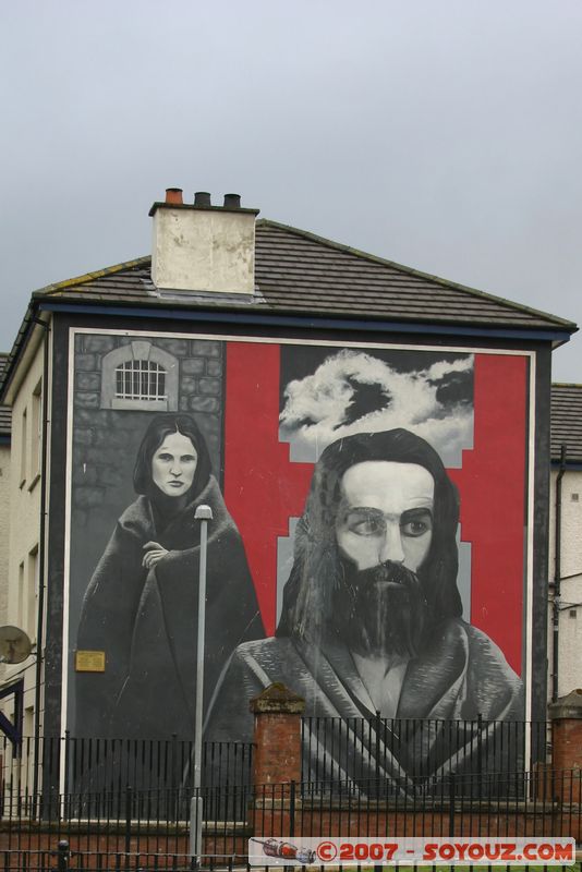 Hunger Strike (Raymond Mc Cartney Mural)
The Bogside Artists - The People's Gallery
Mots-clés: fresques politiques The Bogside Artists