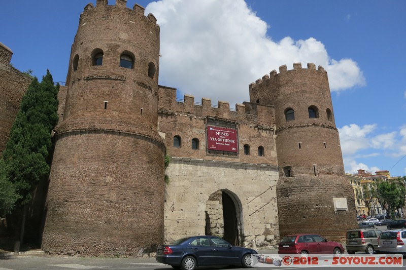 Roma - Porta San Paolo
Mots-clés: geo:lat=41.87626167 geo:lon=12.48102667 geotagged ITA Italie Lazio Roma Ruines Romain Porta San Paolo patrimoine unesco
