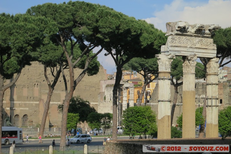 Roma - Foro di Cesare
Mots-clés: geo:lat=41.89421259 geo:lon=12.48410548 geotagged ITA Italie Lazio Rom Roma patrimoine unesco Ruines Romain