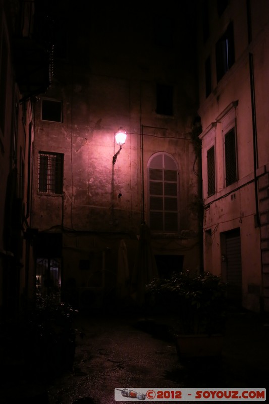 Roma di notte - Pigna
Mots-clés: geo:lat=41.89738672 geo:lon=12.47863414 geotagged ITA Italie Lazio Roma Sant' Eustachio Nuit