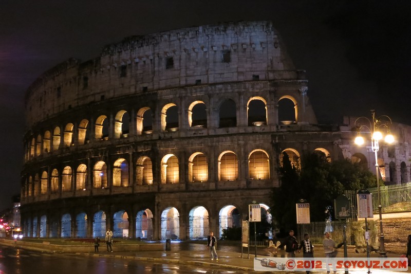 Roma di notte - Colosseo
Mots-clés: Campitelli geo:lat=41.89134468 geo:lon=12.49054464 geotagged ITA Italie Lazio Roma Nuit Colosseo Ruines Romain