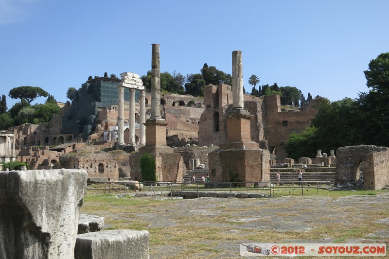 Roma - Foro Romano - Tempio di Castor e Pollux
Mots-clés: geo:lat=41.89268615 geo:lon=12.48526436 geotagged ITA Italie Lazio Rom Roma patrimoine unesco Ruines Romain Tempio di Castor e Pollux