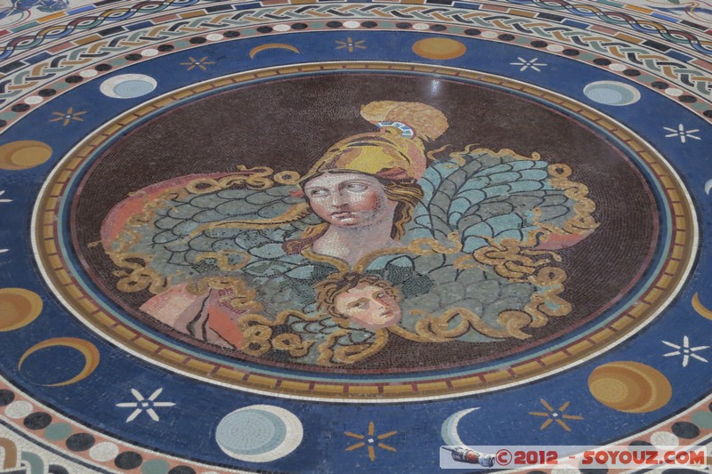 Vatican - Musei Vaticani
Mots-clés: geo:lat=41.90642500 geo:lon=12.45494667 geotagged VAT Vatican Vatican City Vaticano patrimoine unesco Mosaique