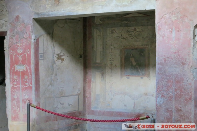 Pompei Scavi - Casa di Ara Maxima
Mots-clés: Campania geo:lat=40.75277300 geo:lon=14.48481374 geotagged ITA Italie Pompei Scavi Ruines Romain patrimoine unesco peinture fresques Regio VI