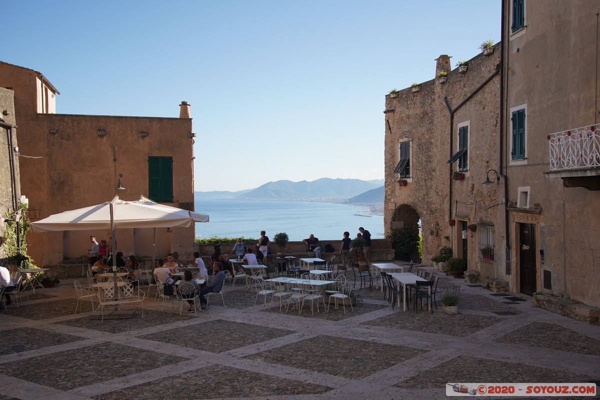 Borgio Verezzi - Piazza Sant'Agostino
Mots-clés: Borgio geo:lat=44.16754594 geo:lon=8.31092380 geotagged ITA Italie Liguria Verezzi Piazza Sant'Agostino