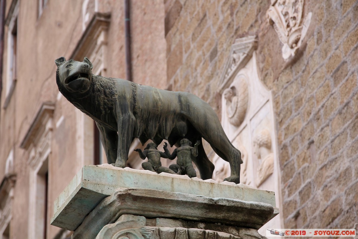 Roma - Lupa Capitolina
Mots-clés: Colle Della Valentina geo:lat=41.89346500 geo:lon=12.48353333 geotagged ITA Italie Lazio Roma Pallatina Lupa Capitolina