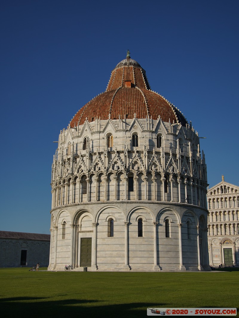 Pisa - Battistero di San Giovanni
Mots-clés: geo:lat=43.72281578 geo:lon=10.39320283 geotagged ITA Italie Pisa Roman Catholic Archidiocese of Pisa Toscana Piazza dei Miracoli Eglise Battistero di San Giovanni Duomo di Pisa patrimoine unesco