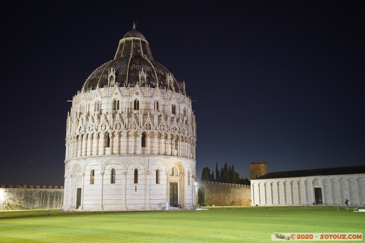 Pisa by night - Battistero di San Giovanni
Mots-clés: geo:lat=43.72264316 geo:lon=10.39485917 geotagged ITA Italie Pisa Roman Catholic Archidiocese of Pisa Toscana Piazza dei Miracoli Eglise Nuit Battistero di San Giovanni patrimoine unesco