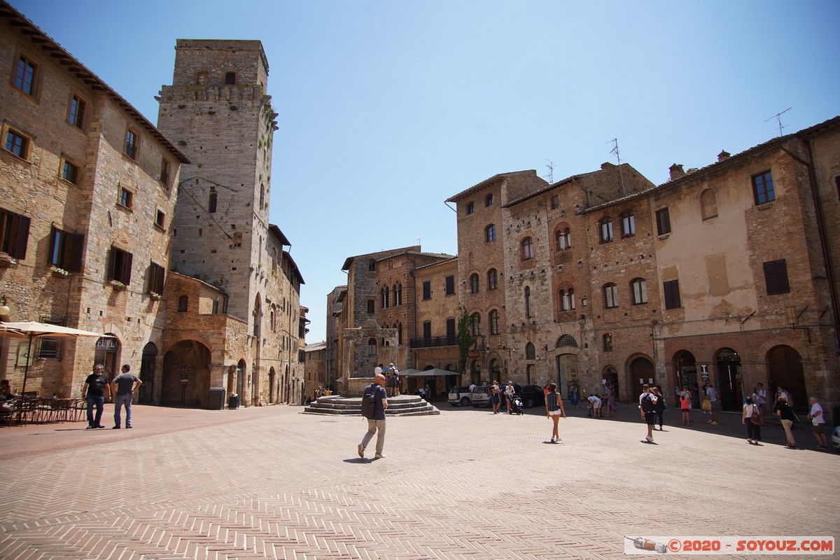 San Gimignano - Piazza della Cisterna - Torre del Diavolo
Mots-clés: geo:lat=43.46742305 geo:lon=11.04345708 geotagged ITA Italie San Gimignano Toscana Piazza della Cisterna Torre del Diavolo