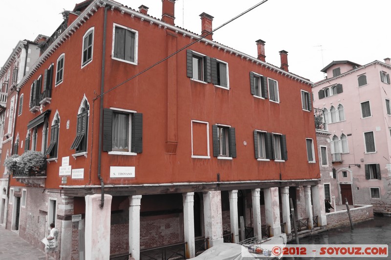 Venezia - Fondamenta Zattere Ponte Lungo
Mots-clés: Dorsoduro geo:lat=45.42970879 geo:lon=12.32567601 geotagged ITA Italie Sesti&Atilde;&uml;re di Dorsoduro Veneto patrimoine unesco Art picture