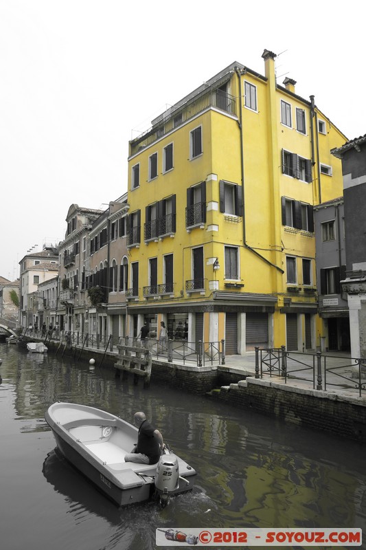 Venezia - Rio de Sant'Ana
Mots-clés: Castello geo:lat=45.43250615 geo:lon=12.35571304 geotagged ITA Italie Sesti&Atilde;&uml;re di Castello Veneto patrimoine unesco Art picture canal