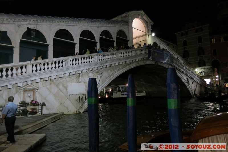 Venezia di notte - Ponte di Rialto
Mots-clés: geo:lat=45.43803418 geo:lon=12.33558814 geotagged ITA Italie Sesti&Atilde;&uml;re di San Polo Veneto Venezia patrimoine unesco Nuit Pont Ponte di Rialto