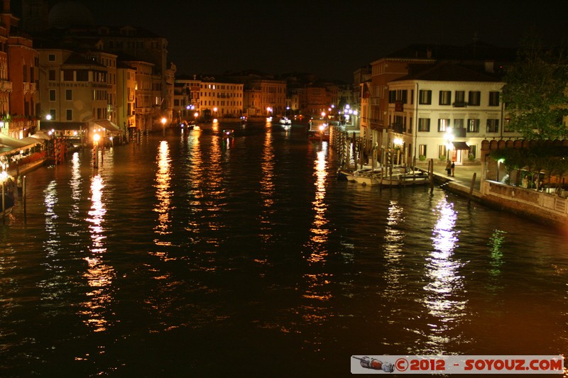 Venezia di notte - Canal Grande
Mots-clés: geo:lat=45.44114926 geo:lon=12.32278223 geotagged ITA Italie Sesti&Atilde;&uml;re di Santa Croce Veneto Venezia patrimoine unesco Nuit