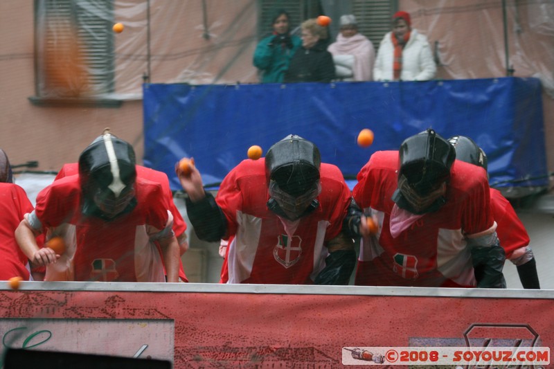 Ivrea - Battaglia delle Arance - Tuchini Del Borghetto e la Vecchia Eporedia
