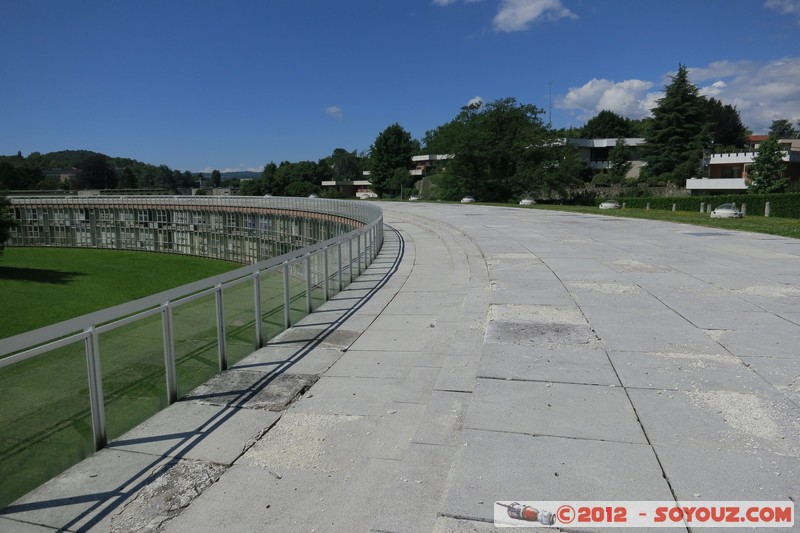 Ivrea - Unita residenziale Ovest: Talponia - 1971
Mots-clés: geo:lat=45.45961624 geo:lon=7.86780099 geotagged ITA Italie Ivrea Piemonte Architecture