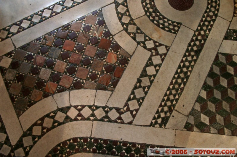 Basilique Santa Maria Maggiore
D�tails sols
